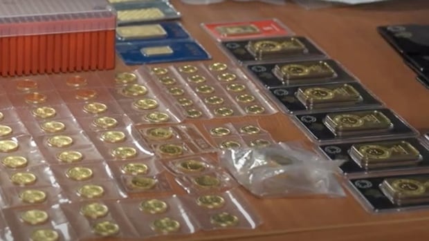 Toronto teens charged after $1.3M in gold and silver stolen at gunpoint, police say