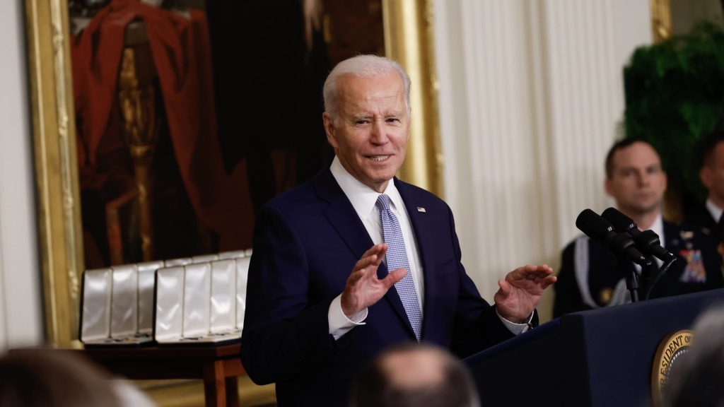 Biden awards Presidential Citizens Medals on two-year anniversary of Jan. 6 Capitol riot