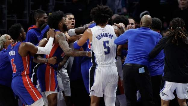 NBA: Eleven Orlando Magic & Dallas Pistons players suspended after scuffle