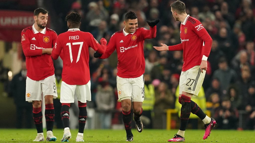 Man Utd 3-1 Reading: Brazilians bag as Red Devils ease into FA Cup fifth round