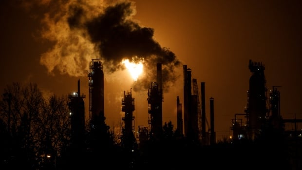 Ties between pension fund directors and fossil fuels are ‘incompatible’ for some Canadians