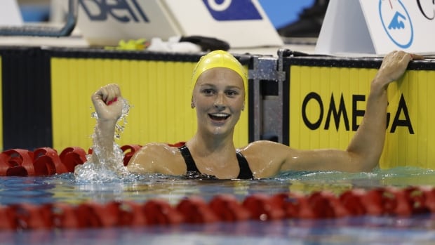 Canadian swimmer Summer McIntosh simultaneously sets world junior and Canadian records in 200-metre butterfly