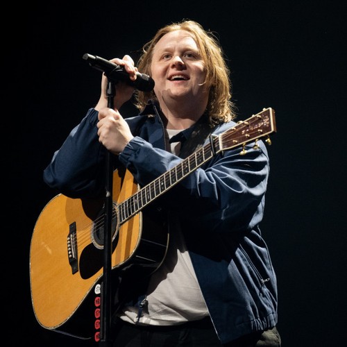 Lewis Capaldi releasing new song at midnight!