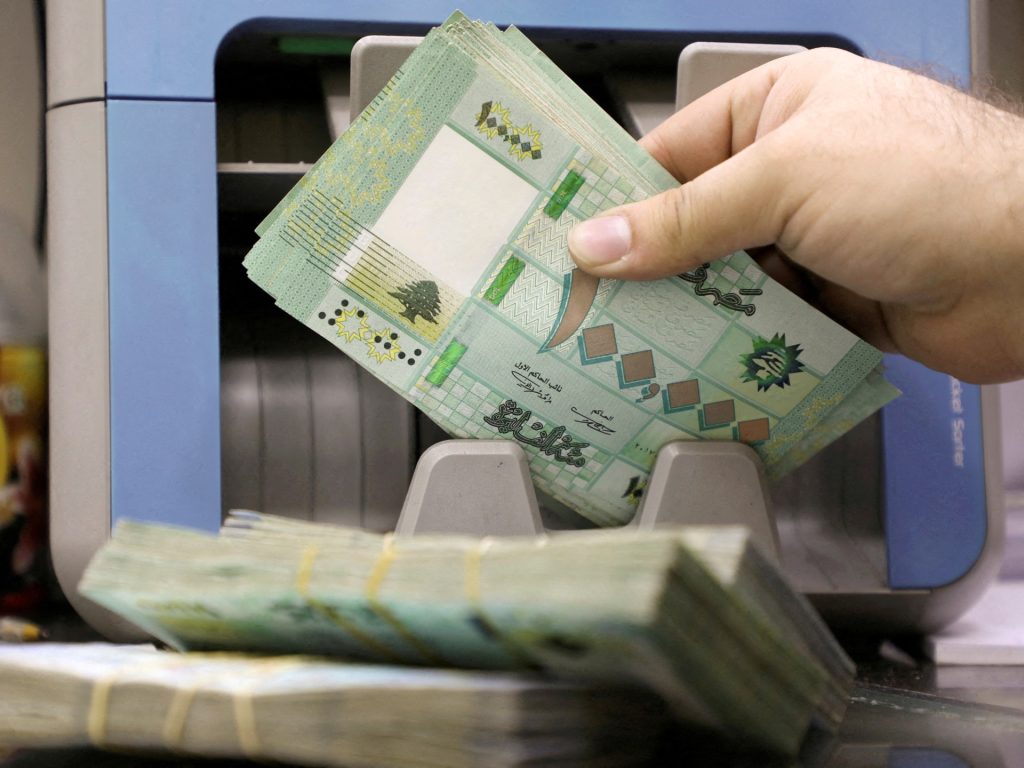 Lebanon’s currency value plunges to 100,000 against US dollar