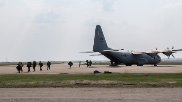 Troops fan out across Alberta as province prepares for challenging battle against wildfires