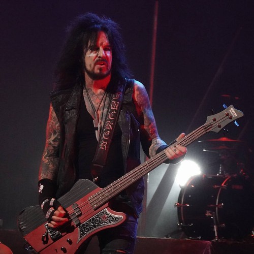 Nikki Sixx working on new Mötley Crüe music