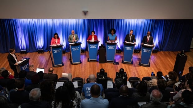 Man arrested after threatening to shoot Toronto mayoral candidates, police say