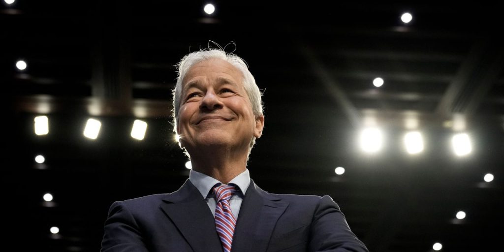 Key Words: ‘He should be our next president’: Bill Ackman doubles down on call for Jamie Dimon to join 2024 race