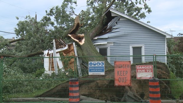 Retirement home residents displaced, storm cleanup begins in parts of southwestern Ontario