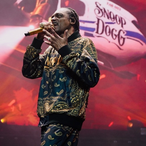 Snoop Dogg ‘High School Reunion’ tour continues summer run