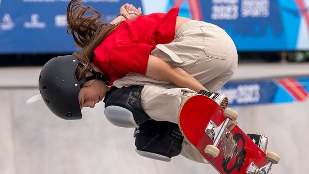 Toronto’s Fay De Fazio Ebert, 13, wins skateboarding gold at Pan Am Games