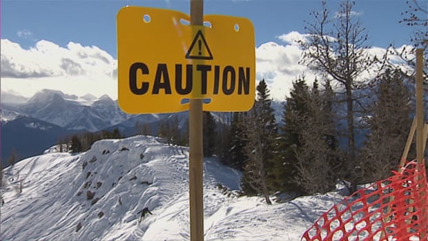 Skier killed on Mount Temple, near Lake Louise, Alta.