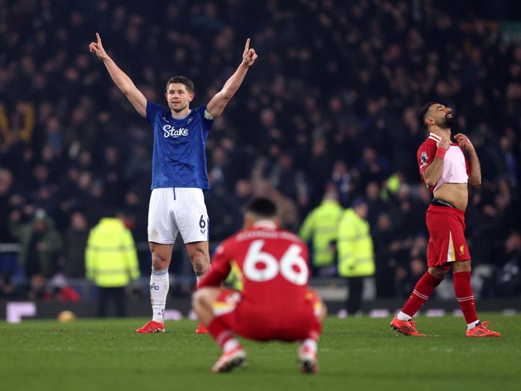 Everton slow Liverpool’s Premier League charge with injury-time leveller